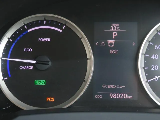 Lexus Is300H 2015 photo 5