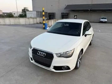 Audi A1 2011 photo 3