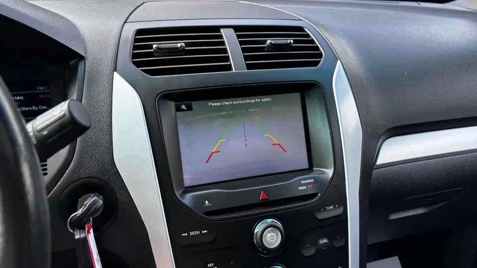 Ford Explorer 2014 photo 4