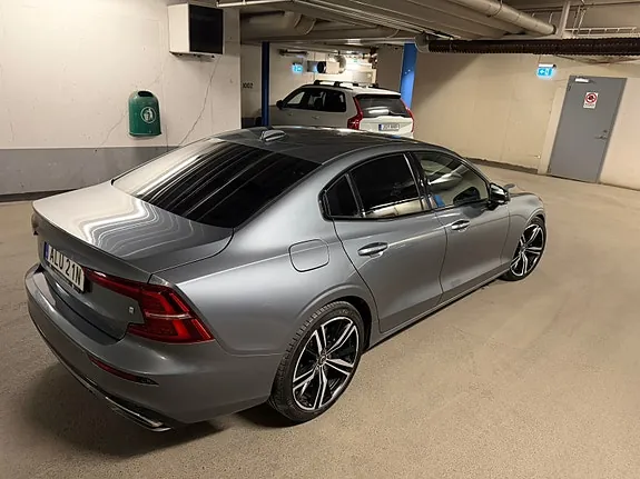 Volvo S60 2019 photo 4