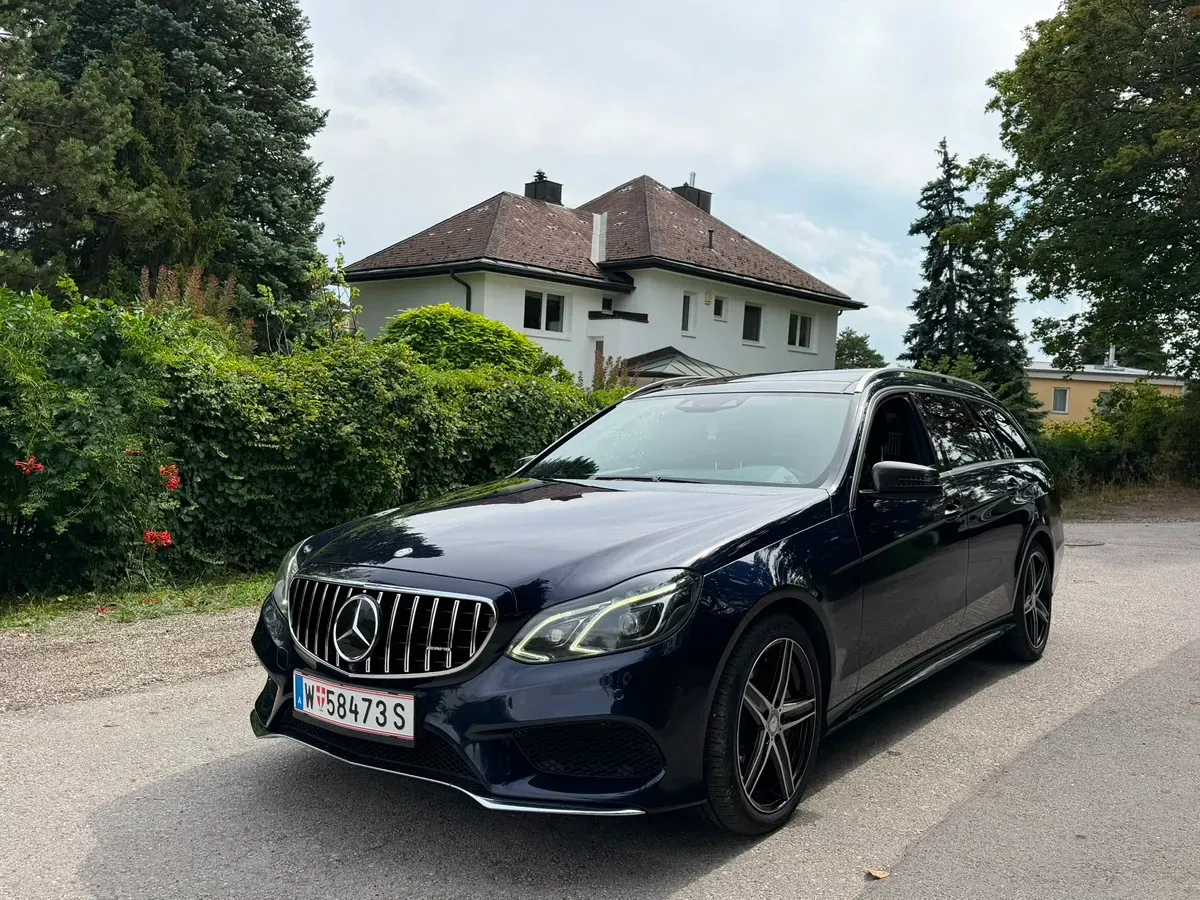 Mercedes-Benz E-Class 2013 photo 2