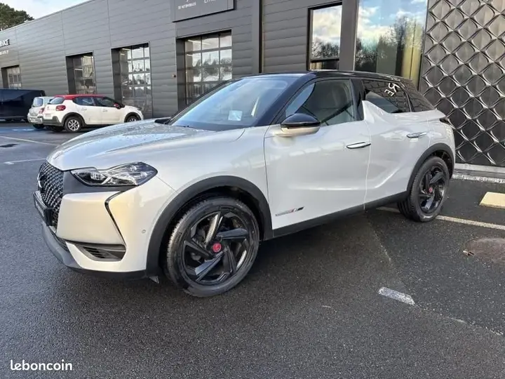 DS Automobiles Ds3 2023 photo 2