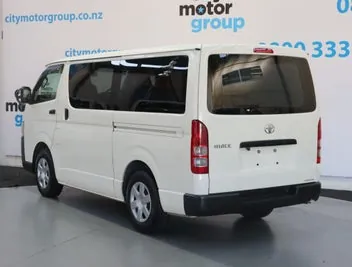 Toyota Hiace 2021 photo 3