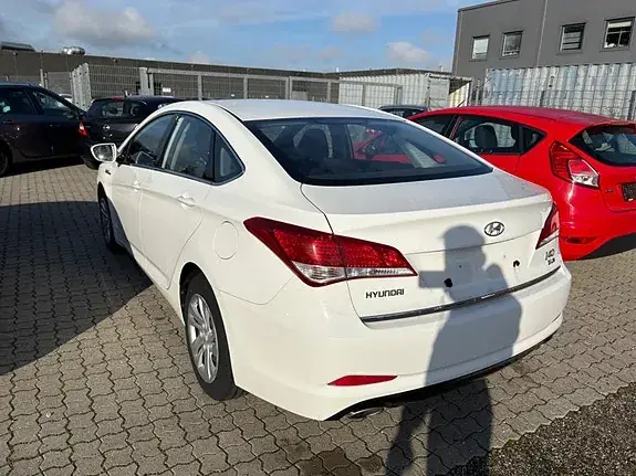 Hyundai I40 2012 photo 4