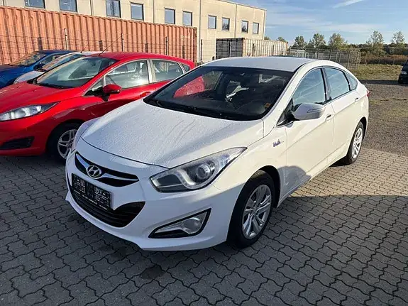 Hyundai I40