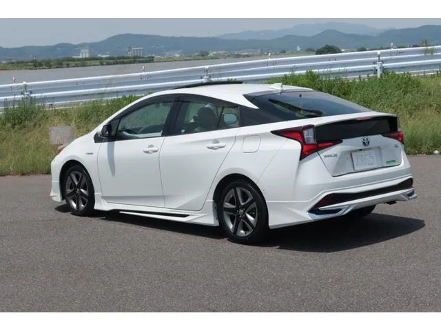 Toyota Prius 2019 photo 5