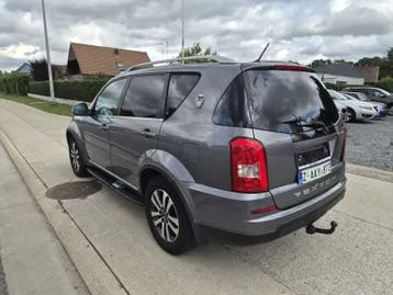 KG Mobility Rexton 2015 photo 2