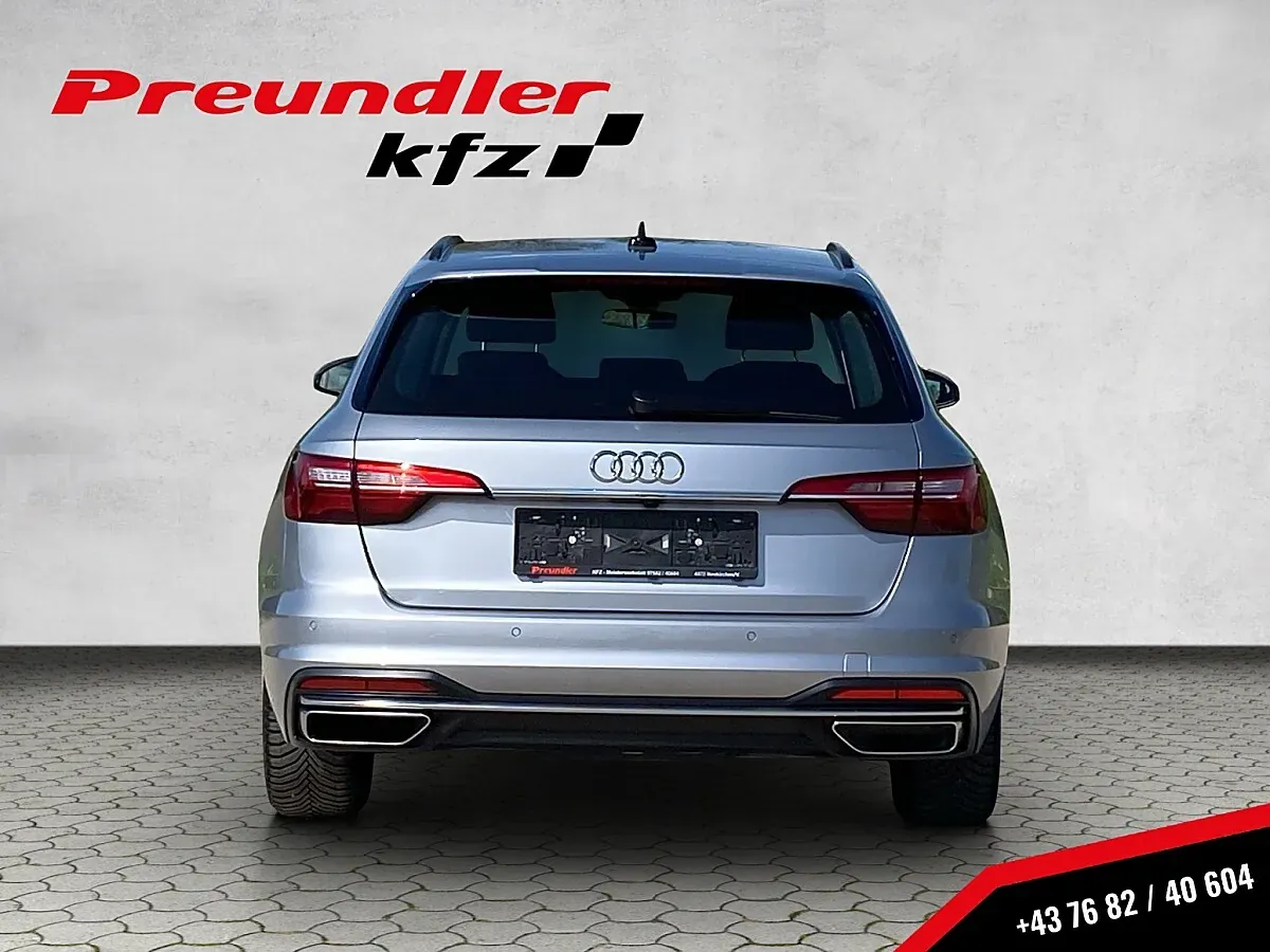 Audi A4 2022 photo 3