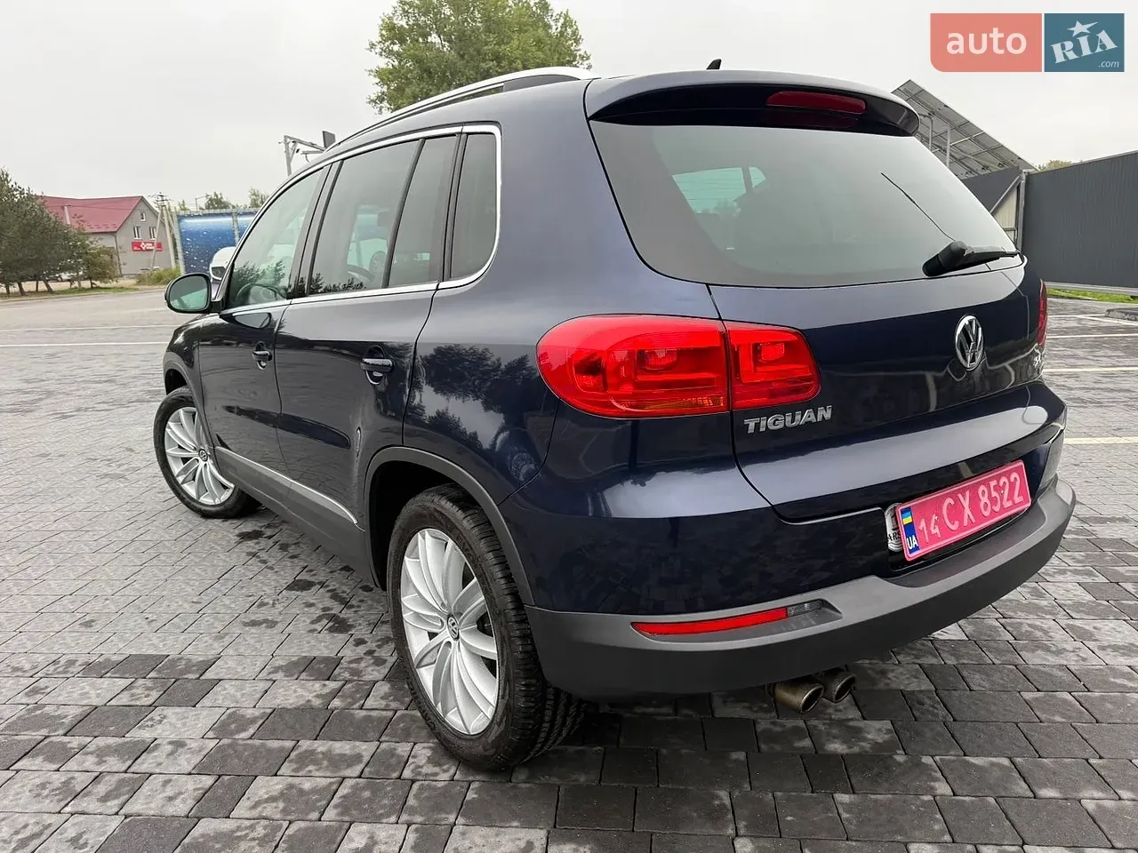 Volkswagen Tiguan 2012 photo 3