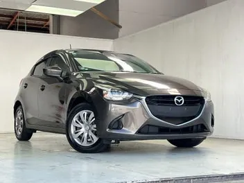 Mazda Demio 2015 photo 4