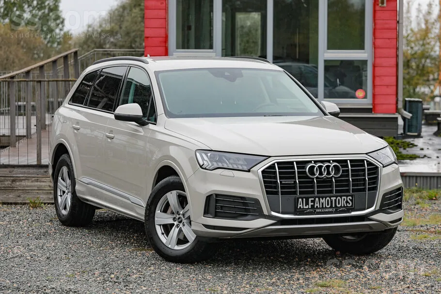 Audi Q7 2021 photo 2