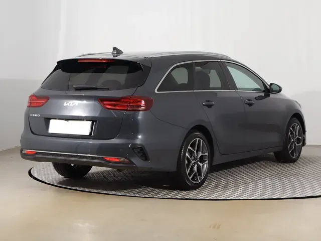 Kia Ceed 2025 photo 4