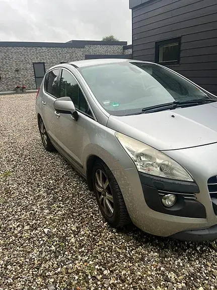 Peugeot 3008 2010 photo 5