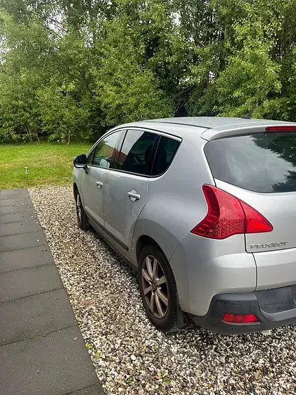 Peugeot 3008 2010 photo 3