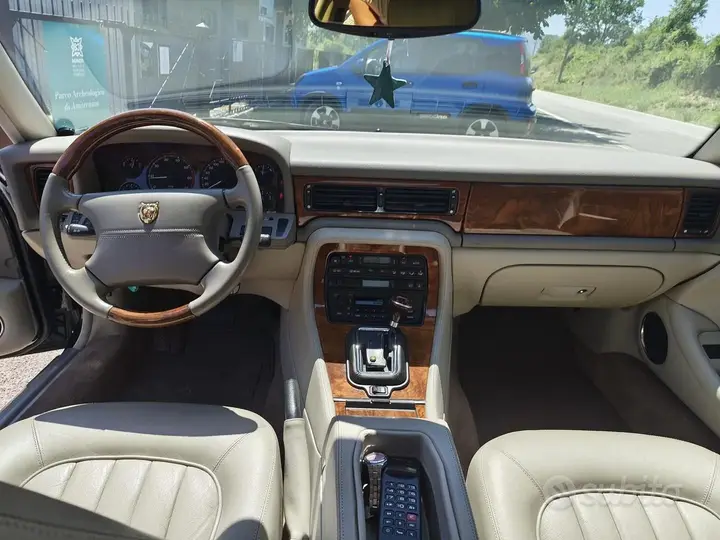 Jaguar Xj6 1997 photo 2
