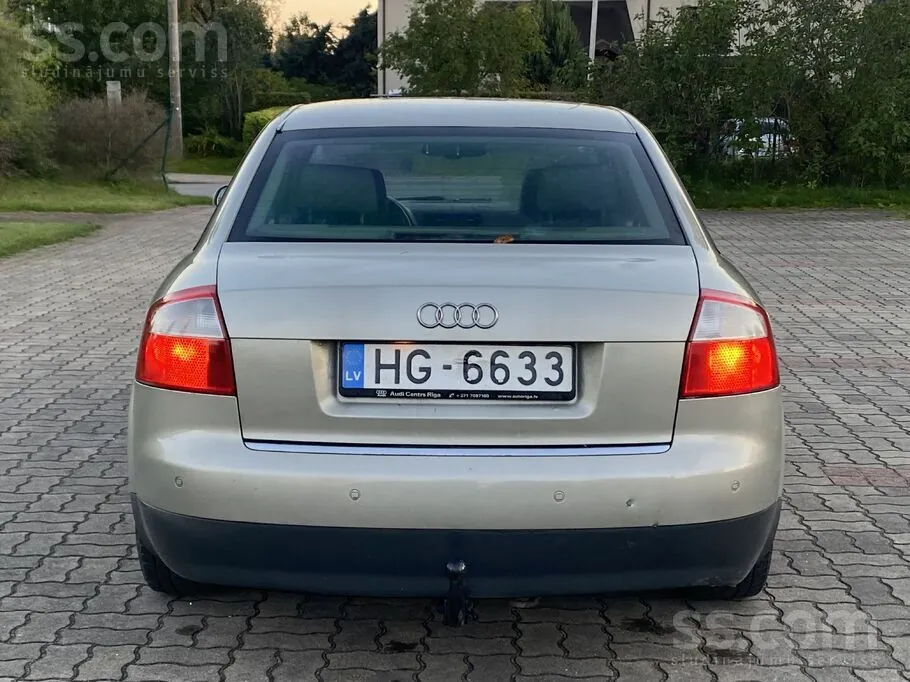 Audi A4 2004 photo 5