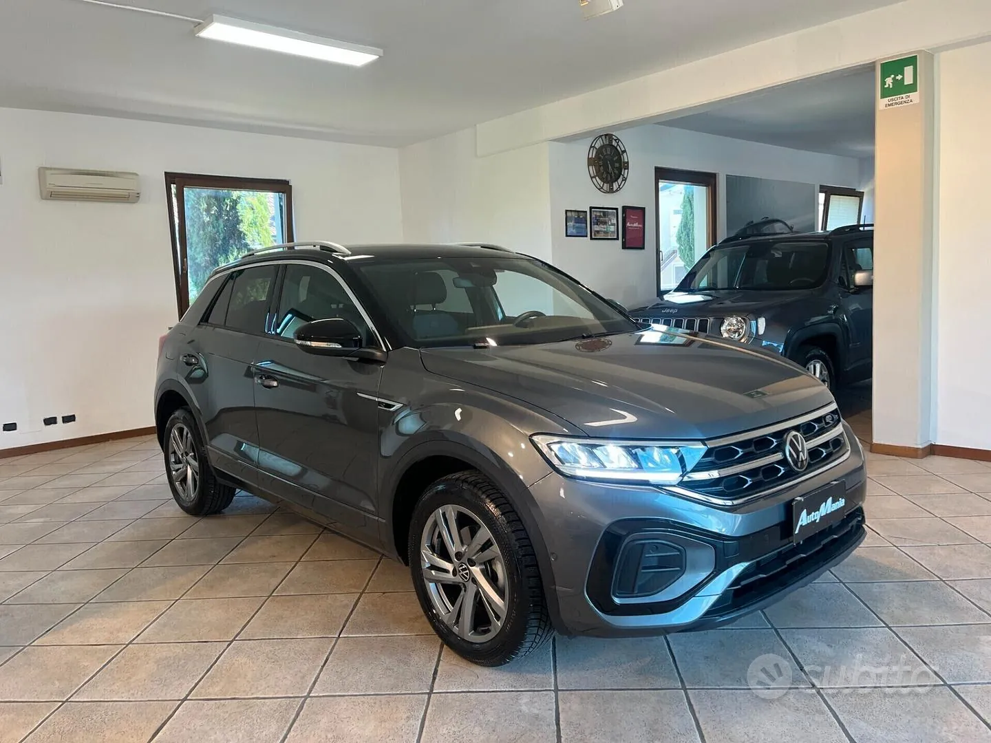 Volkswagen T-Roc 2023 photo 3