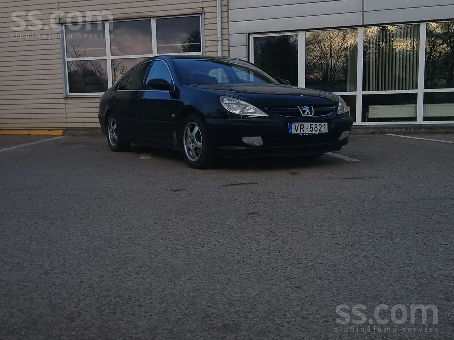 Peugeot 607