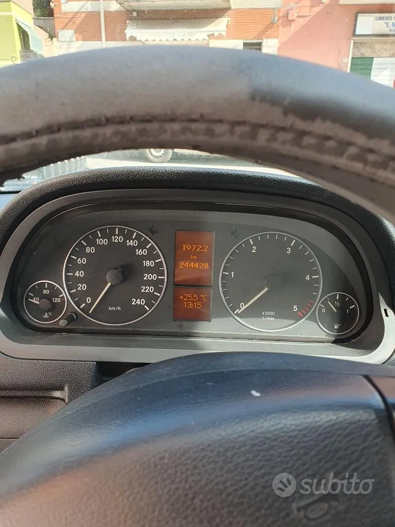 Mercedes-Benz A 2007 photo 2