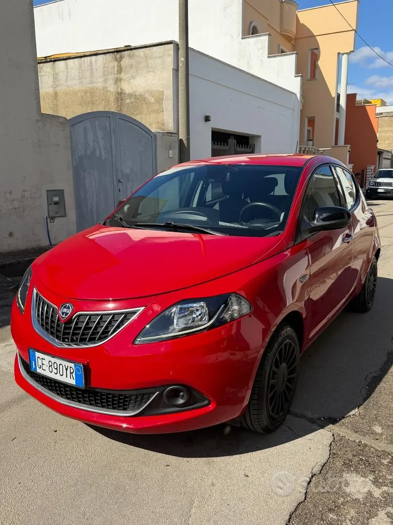 Lancia Ypsilon 2021 photo 2