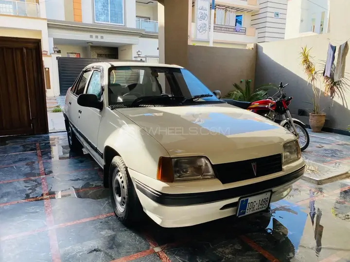 Daewoo Racer