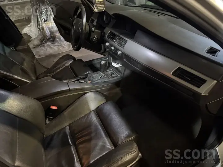 BMW 530D 2005 photo 5