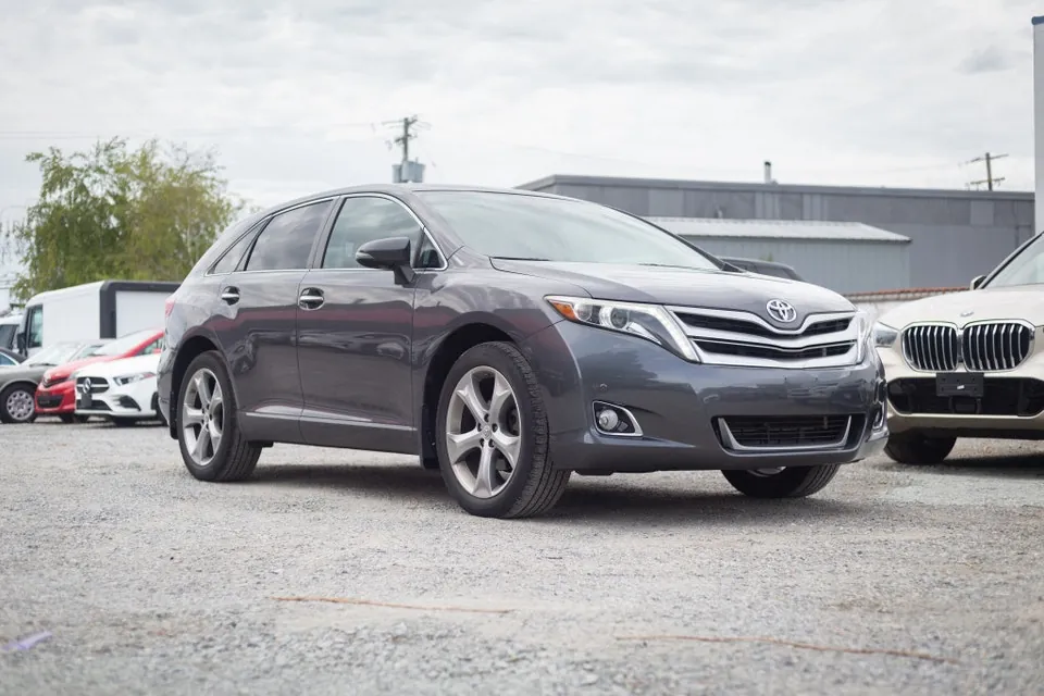 Toyota Venza 2015 photo 3