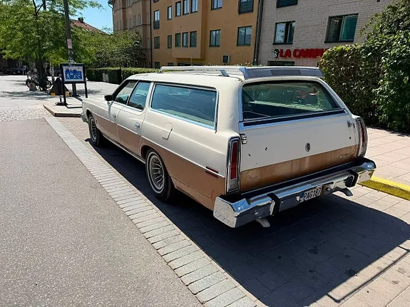 Ford 0 1973 photo 3