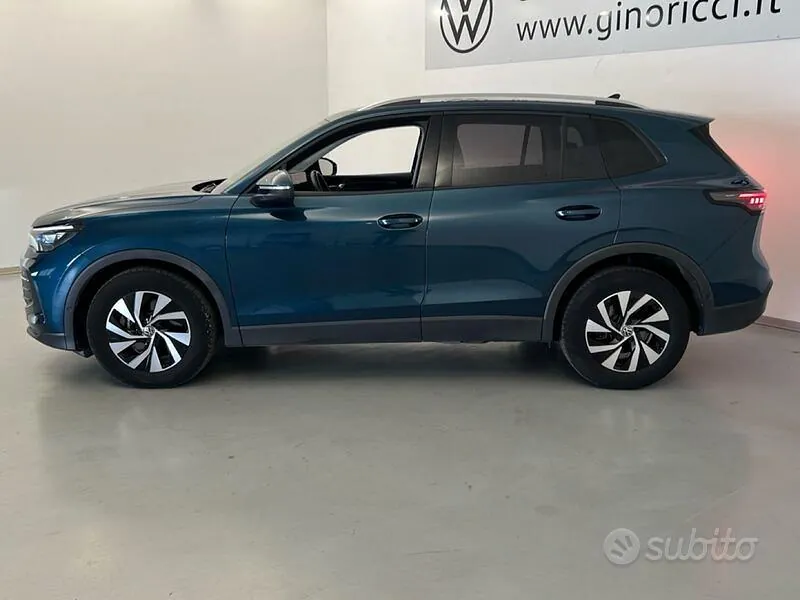 Volkswagen Tiguan 2025 photo 3