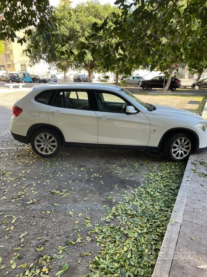 BMW X1 2012 photo 3