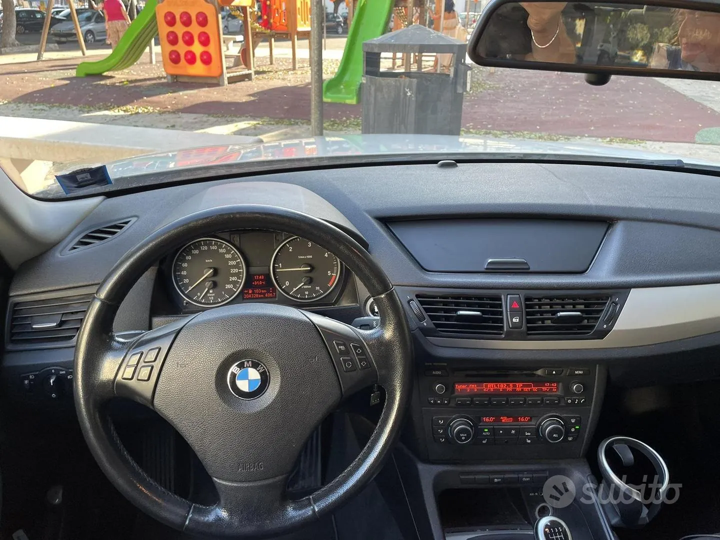 BMW X1 2012 photo 4