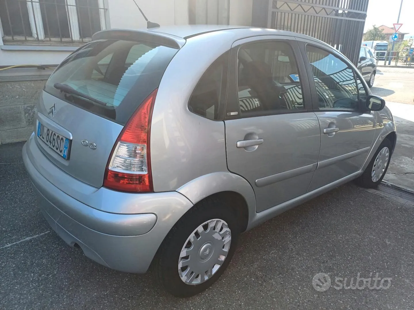 Citroen C3 2008 photo 3