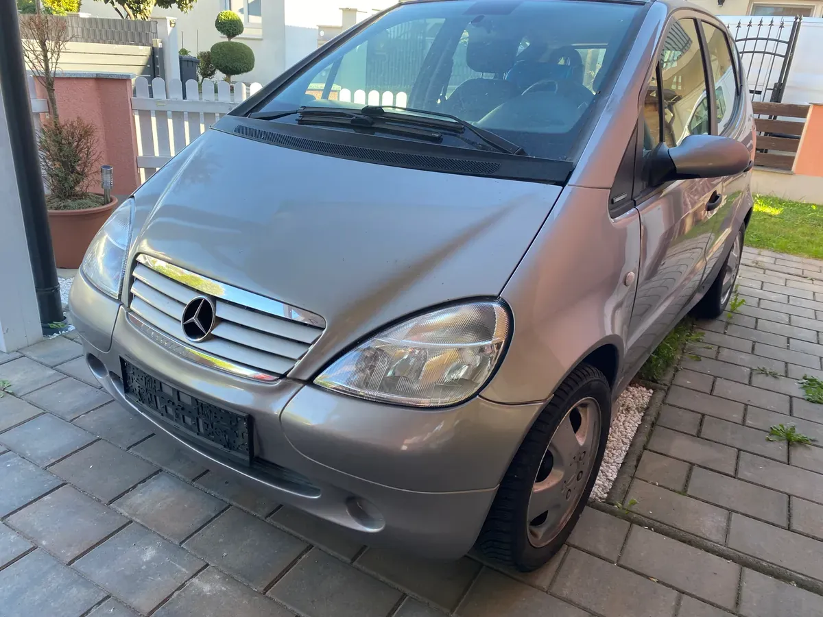 Mercedes-Benz A-Class 2000 photo 2
