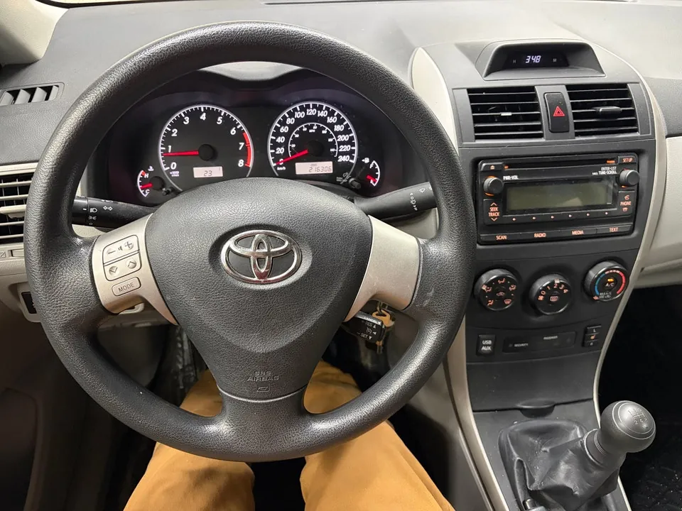 Toyota Corolla 2013 photo 5