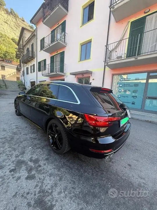Audi A4 2018 photo 3