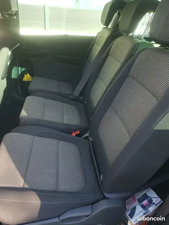 Volkswagen Sharan 2013 photo 2