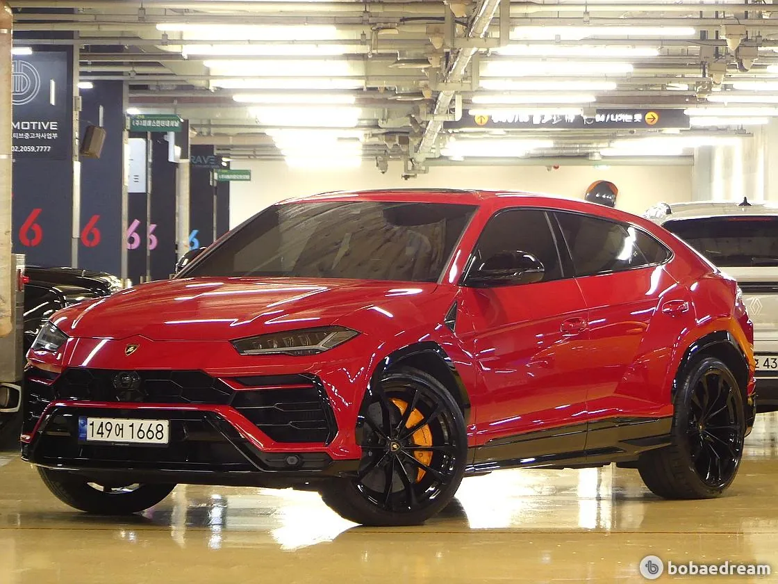 Lamborghini Urus 2022 photo 2