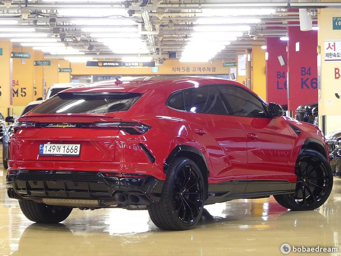 Lamborghini Urus 2022 photo 3