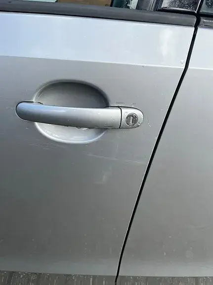 Volkswagen Up 2013 photo 2