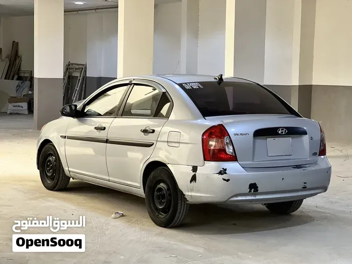 Hyundai Accent 2008 photo 2