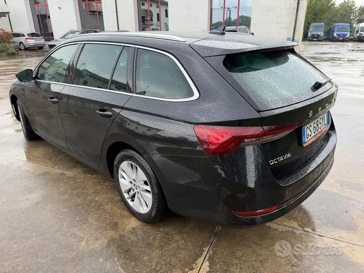 Skoda Octavia 2024 photo 4