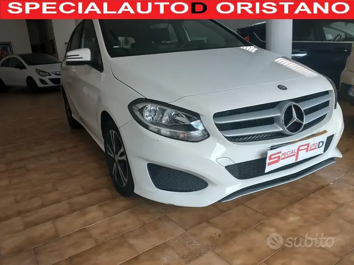 Mercedes-Benz B 2015 photo 3