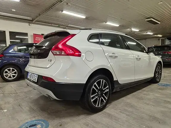 Volvo V40 Cross Country 2019 photo 5