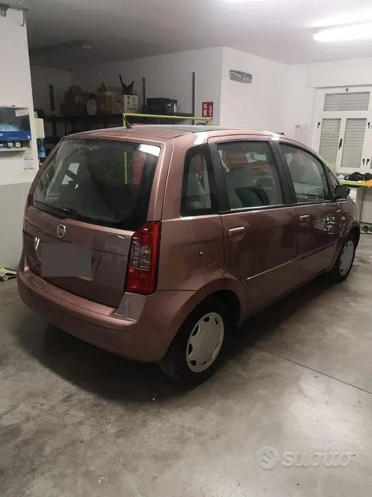 Fiat Idea 2005 photo 2