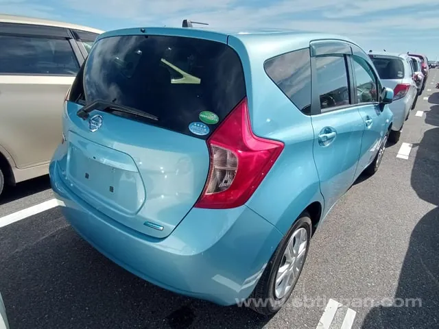 Nissan Note X 2013 photo 4