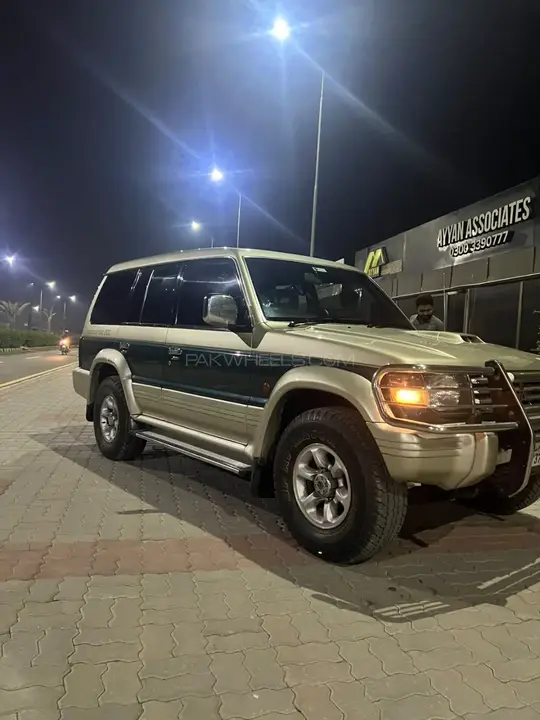 Mitsubishi Pajero