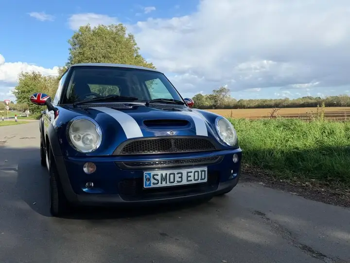 Mini Cooper S 2003 photo 2