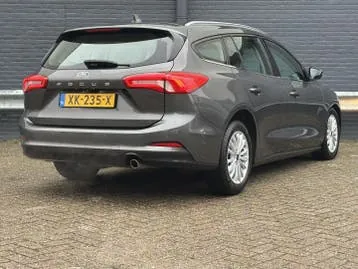 Ford Focus 2019 photo 2