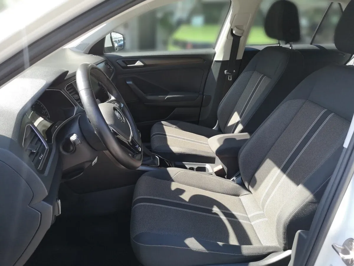 Volkswagen T-Roc 2019 photo 3