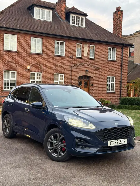 Ford Kuga 2022 photo 2